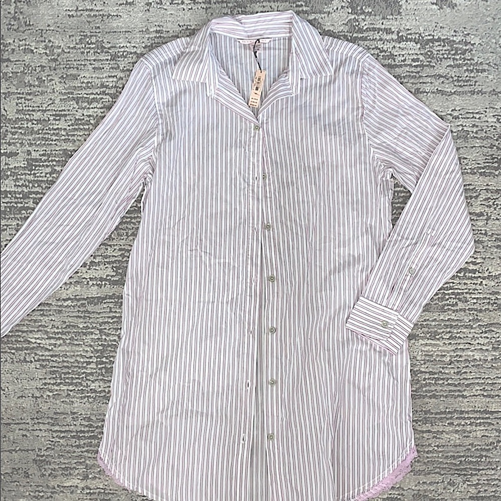 NWT VICTORIA’S SECRET PAJAMA BUTTON UP SLEEPWEAR